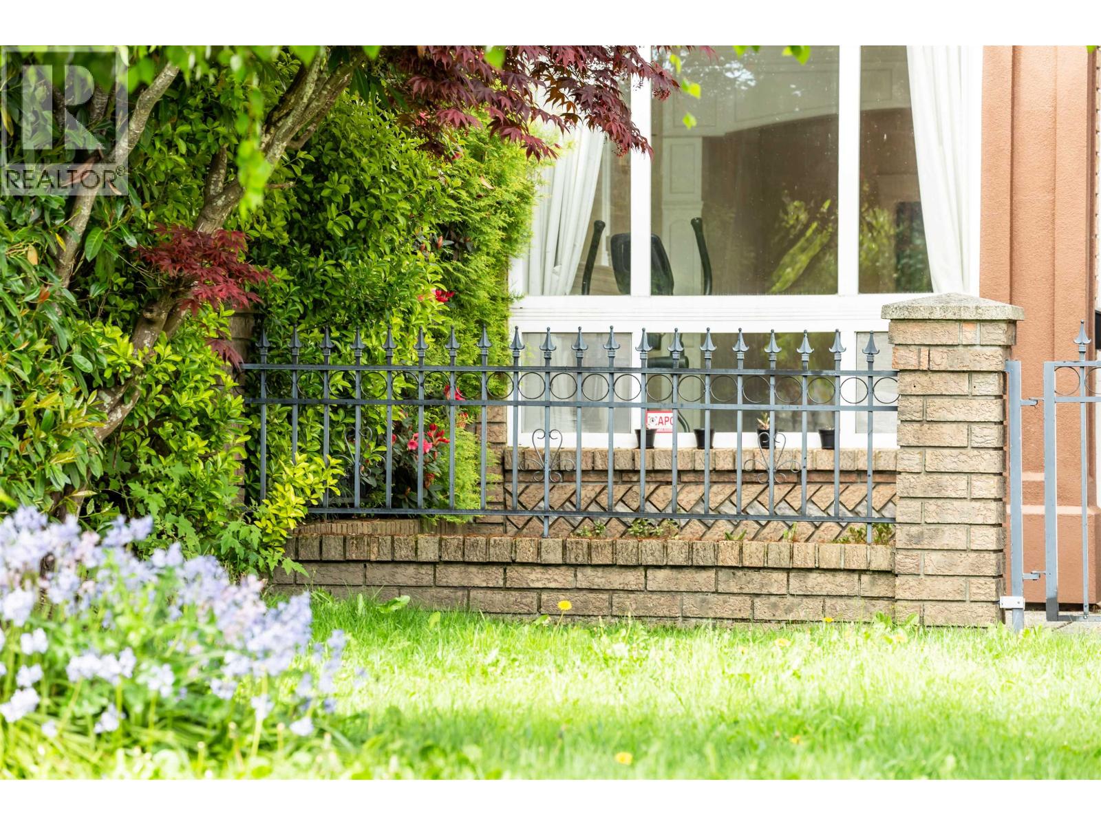 7471 LINDSAY ROAD, Richmond