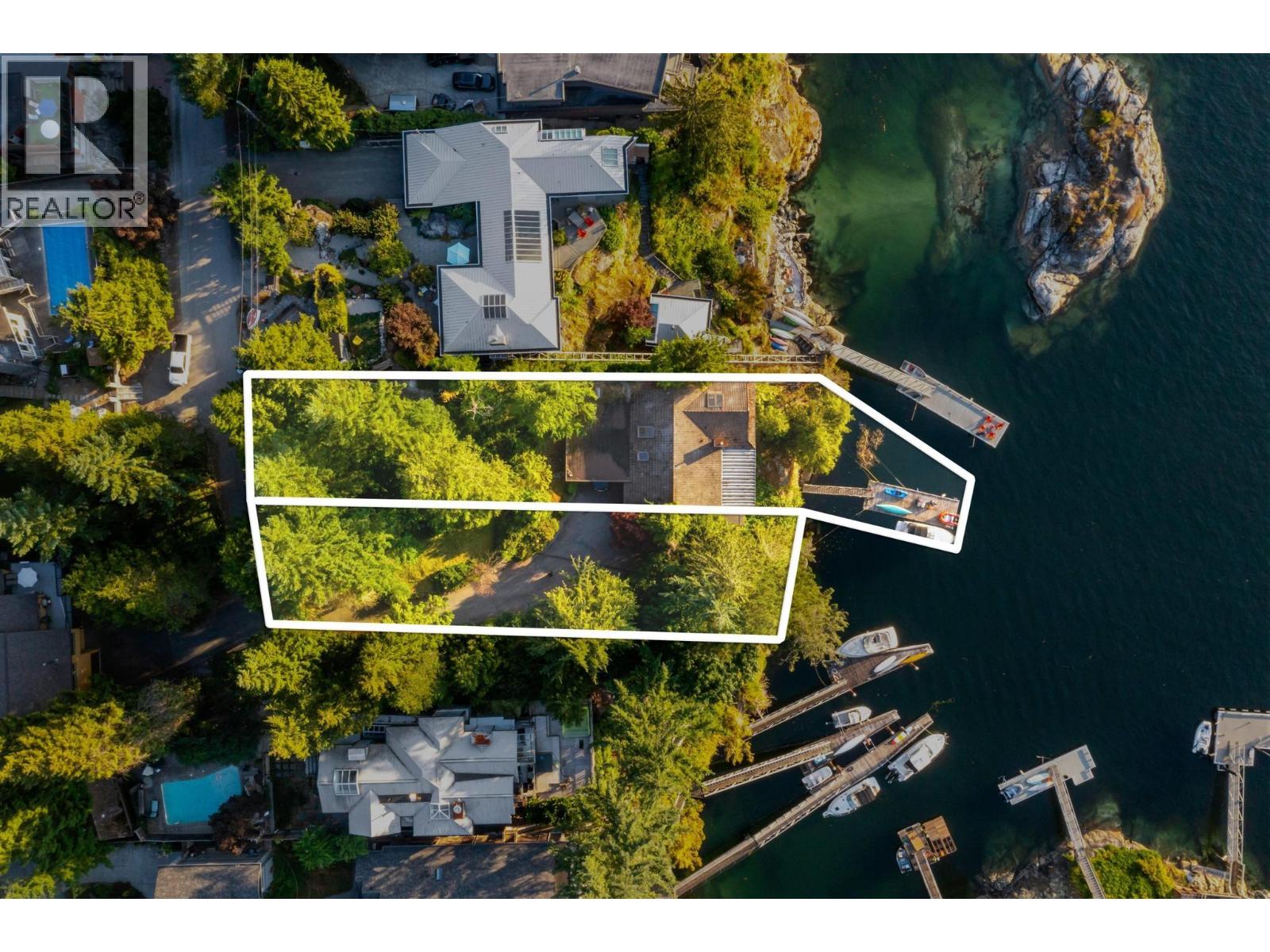 4995 ROBSON ROAD, Belcarra