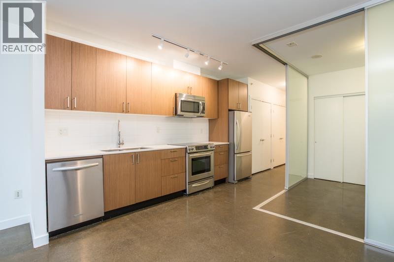 310 221 UNION STREET STREET, Vancouver