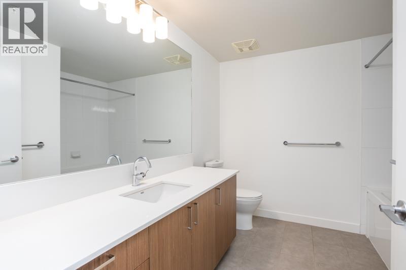 310 221 UNION STREET STREET, Vancouver