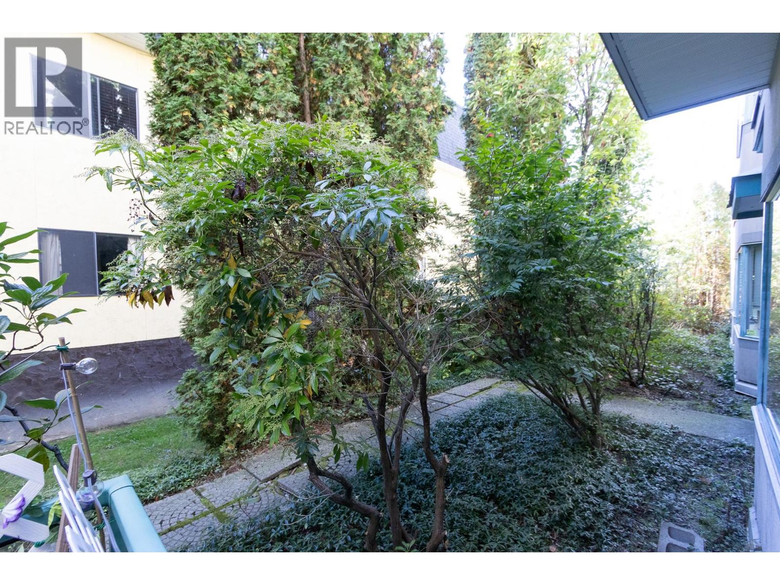 106 177 W 5TH STREET, North Vancouver