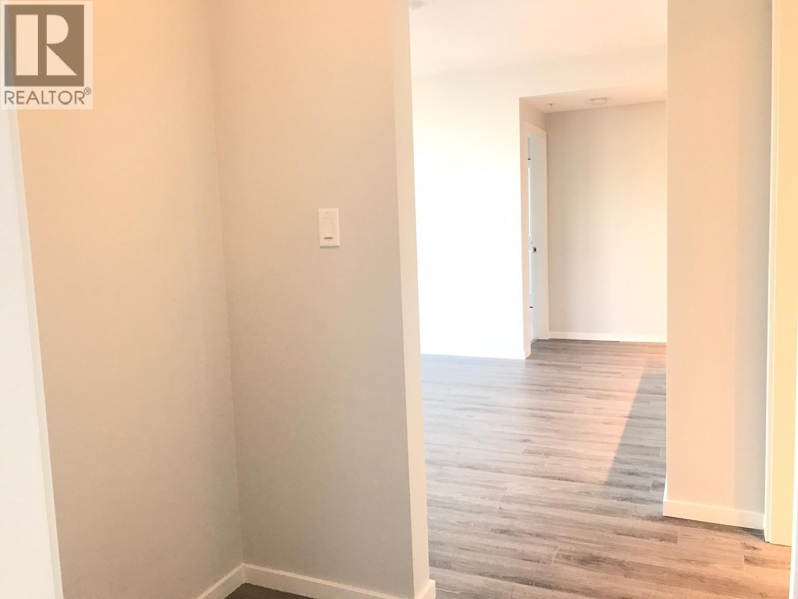 30xx 6636 DUNBLANE AVENUE, Burnaby