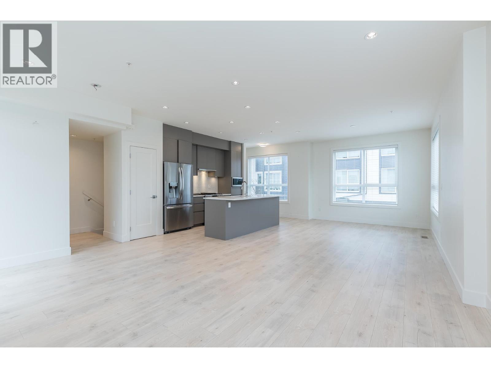 20 23785 DEWDNEY TRUNK ROAD, Maple Ridge