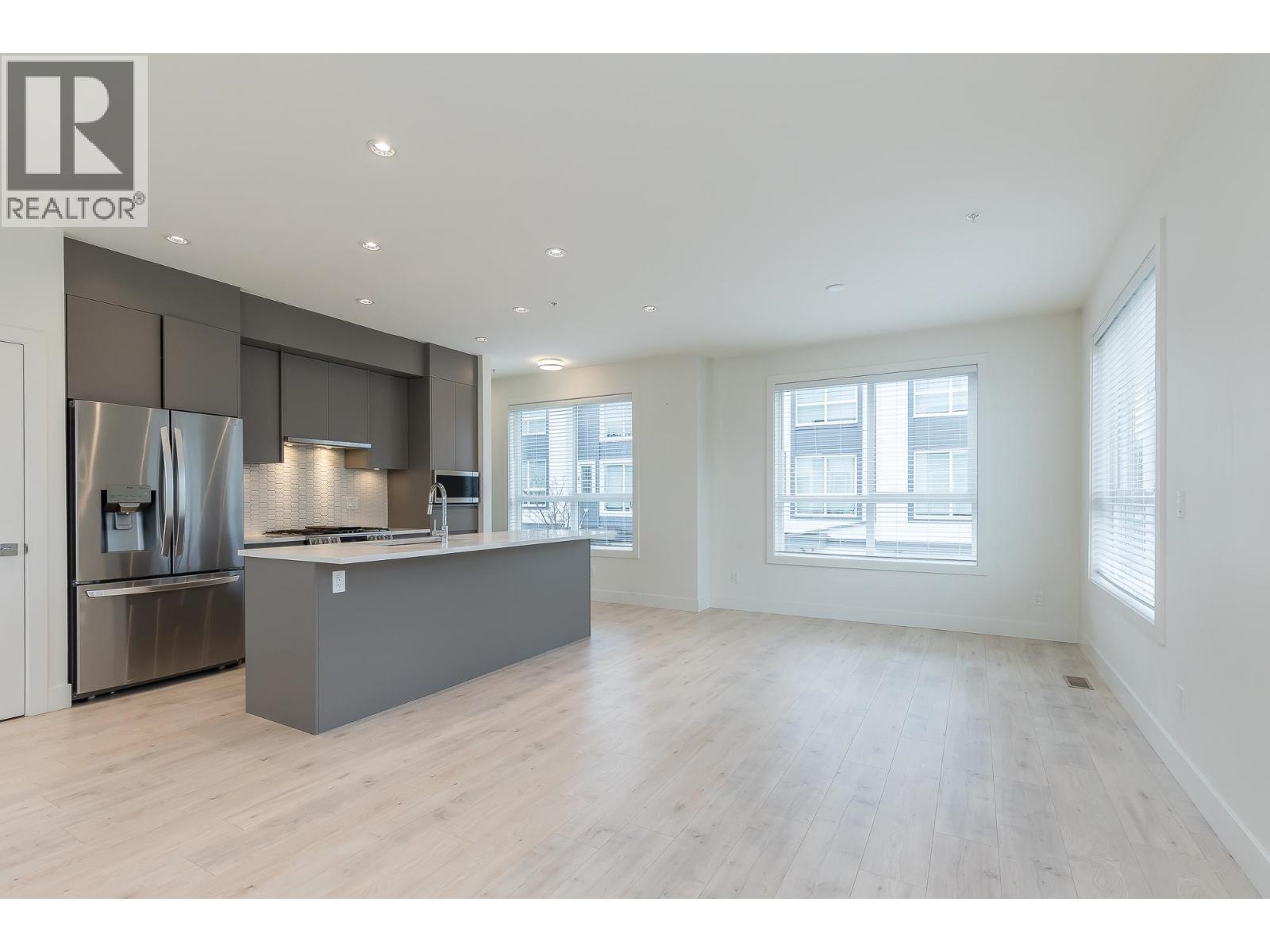 20 23785 DEWDNEY TRUNK ROAD, Maple Ridge