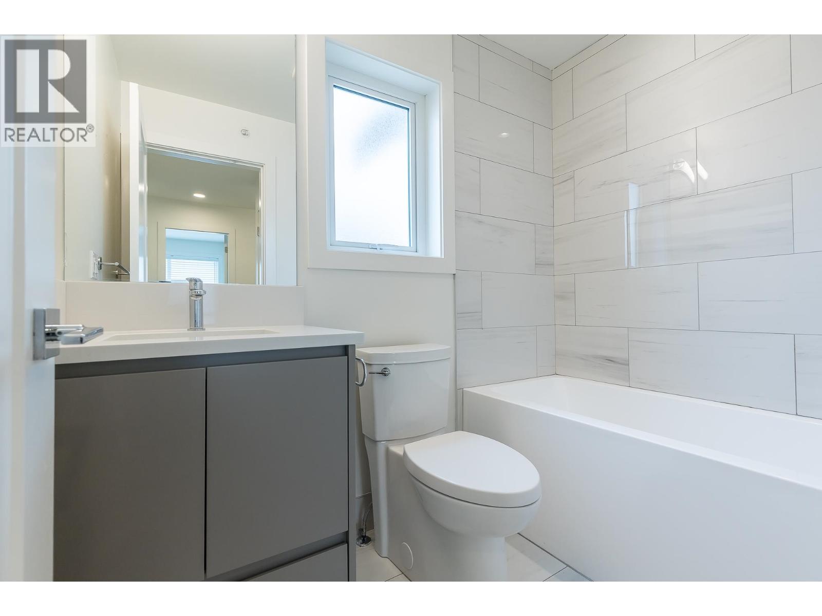 20 23785 DEWDNEY TRUNK ROAD, Maple Ridge