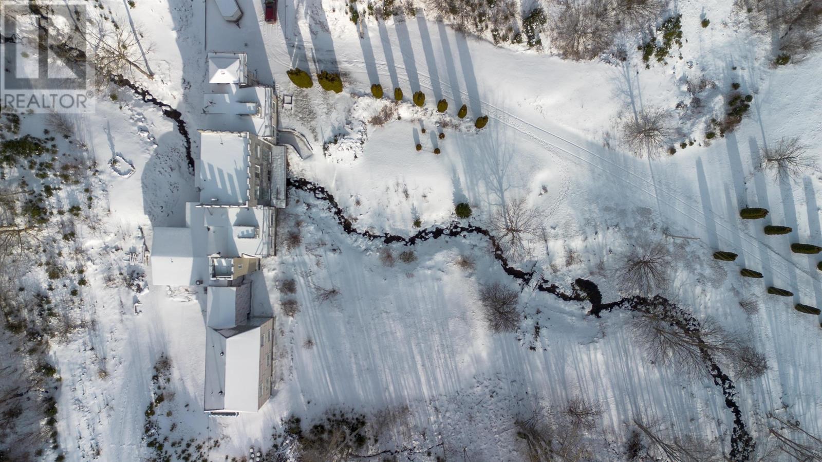 Property 14 of 35 of 11980 105 Highway