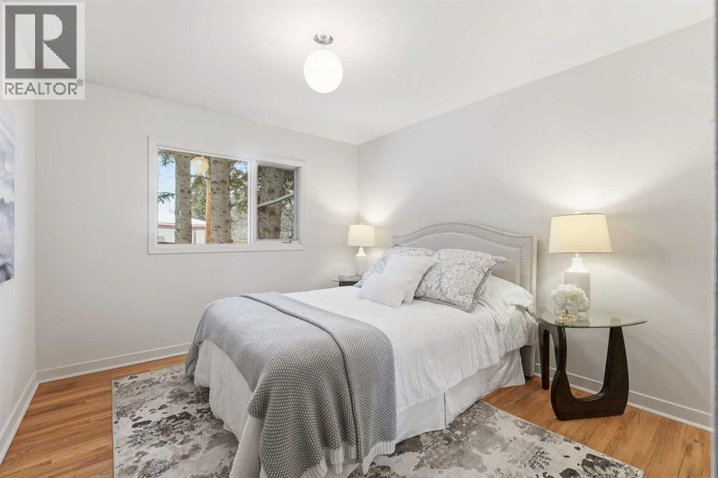 Single Family House Bungalow for Sale in  Woodlark Drive SW Wildwood Calgary 