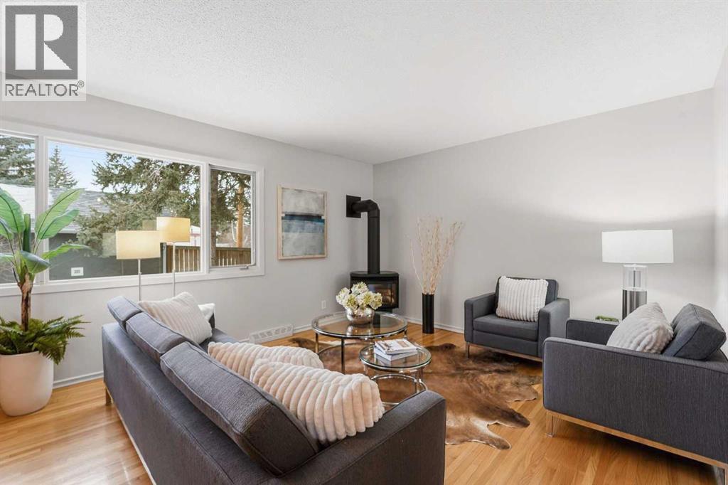 Single Family House Bungalow for Sale in  Woodlark Drive SW Wildwood Calgary 