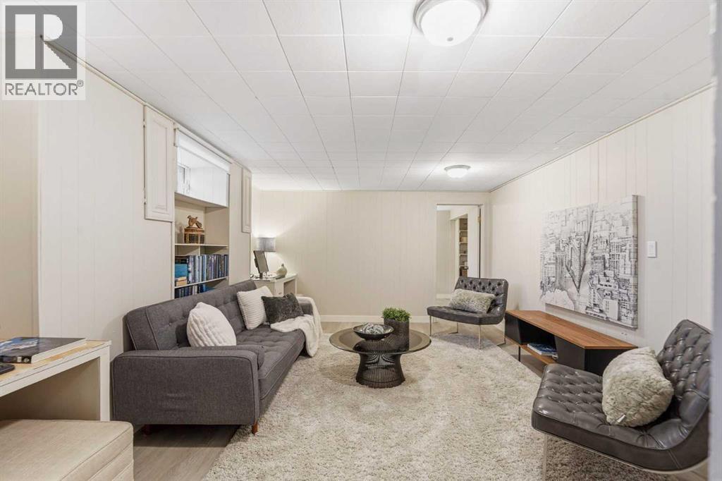 Single Family House Bungalow for Sale in  Woodlark Drive SW Wildwood Calgary 