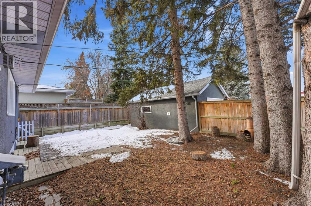 Single Family House Bungalow for Sale in  Woodlark Drive SW Wildwood Calgary 