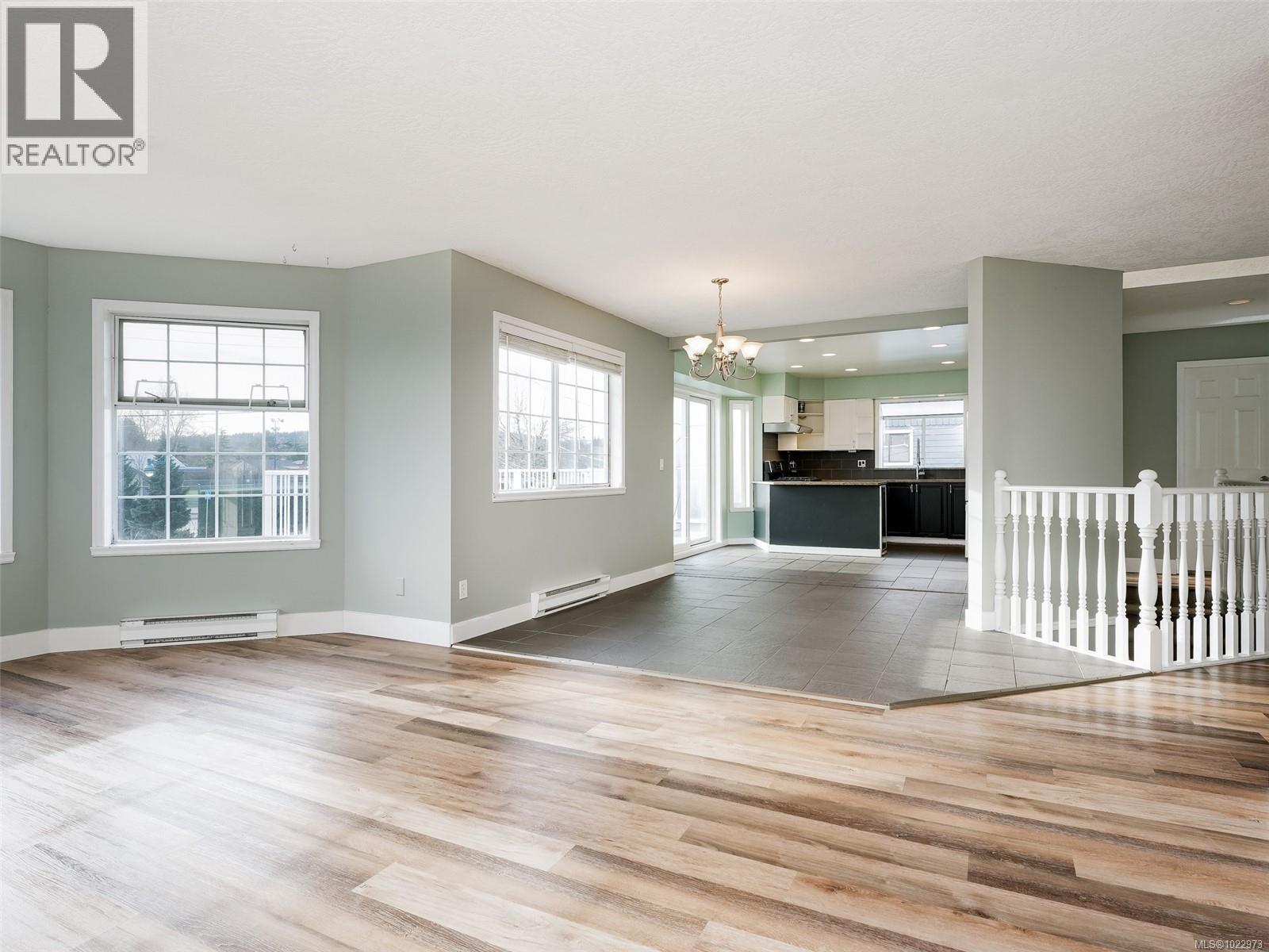 2344 Ocean Ave - Photo 5 of 29, Sidney, British Columbia