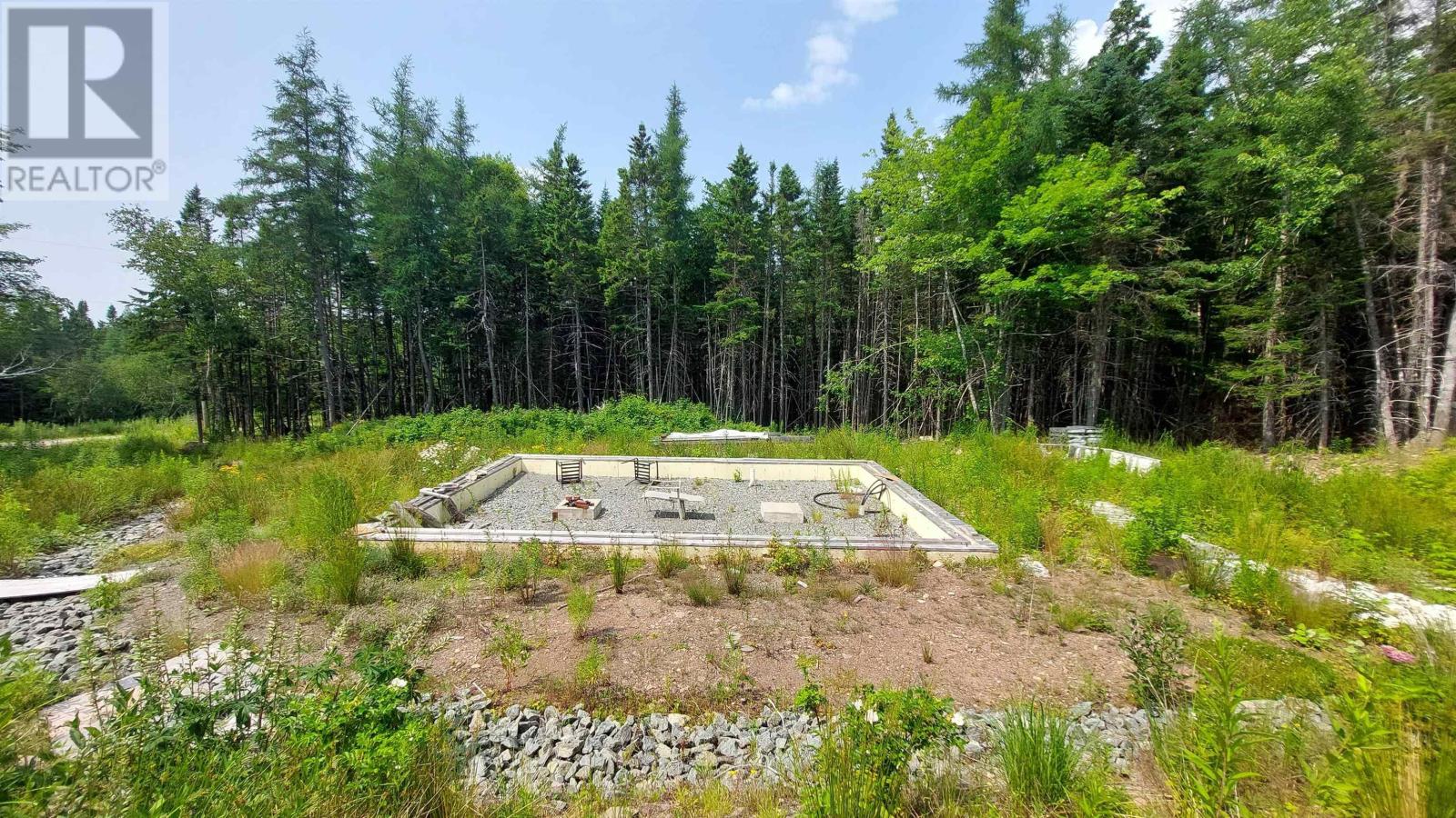 Property 26 of 35 of 75 Evanston Rd