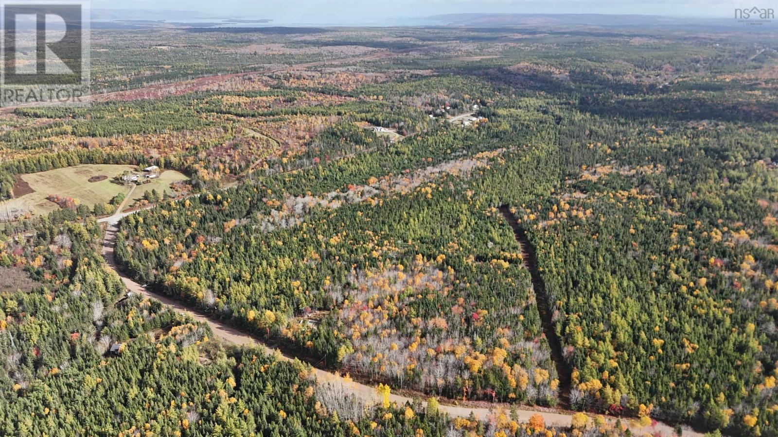 Property 17 of 35 of 75 Evanston Rd