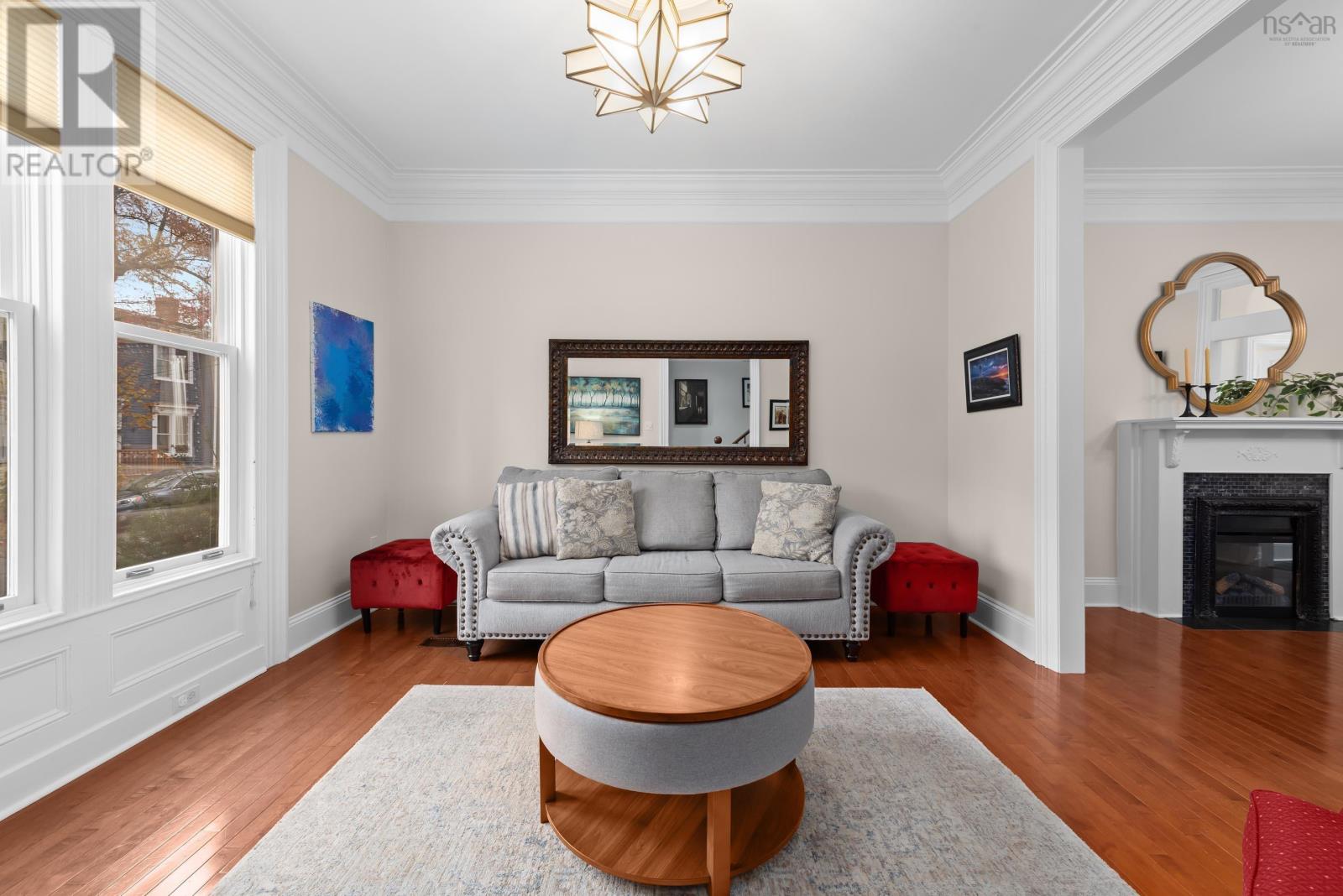 Property 8 of 38 of 1246 Edward Street