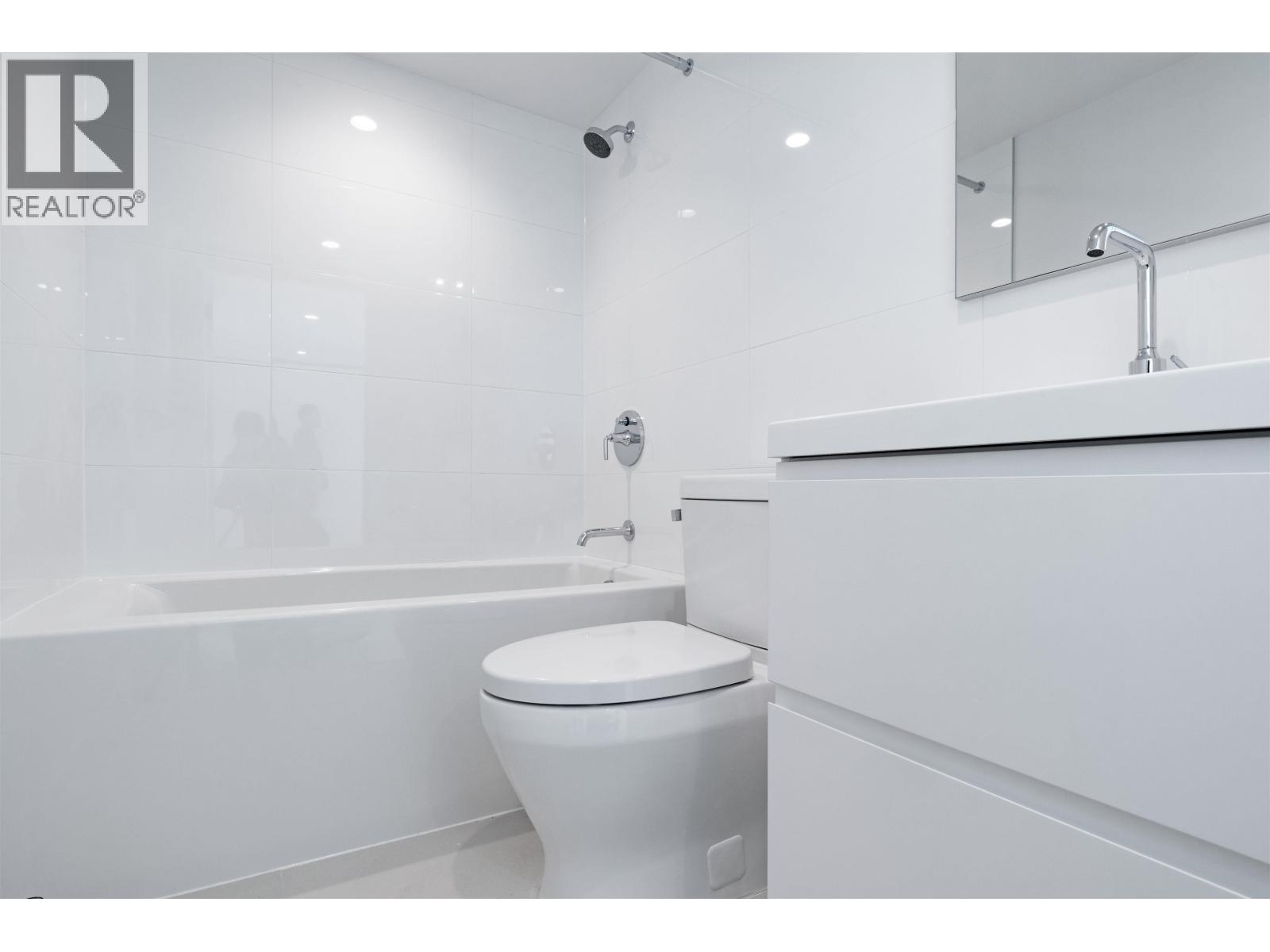 1133 HORNBY STREET, Vancouver