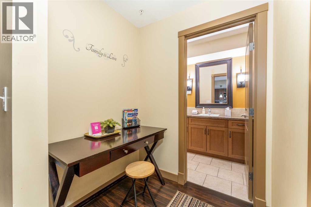 #5103 250 2ND AVENUE - 17