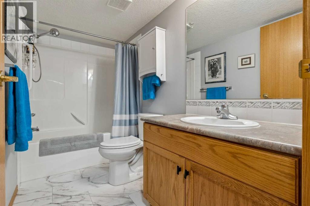 Single Family House for Sale in   Bonaventure Drive SE Acadia Calgary 