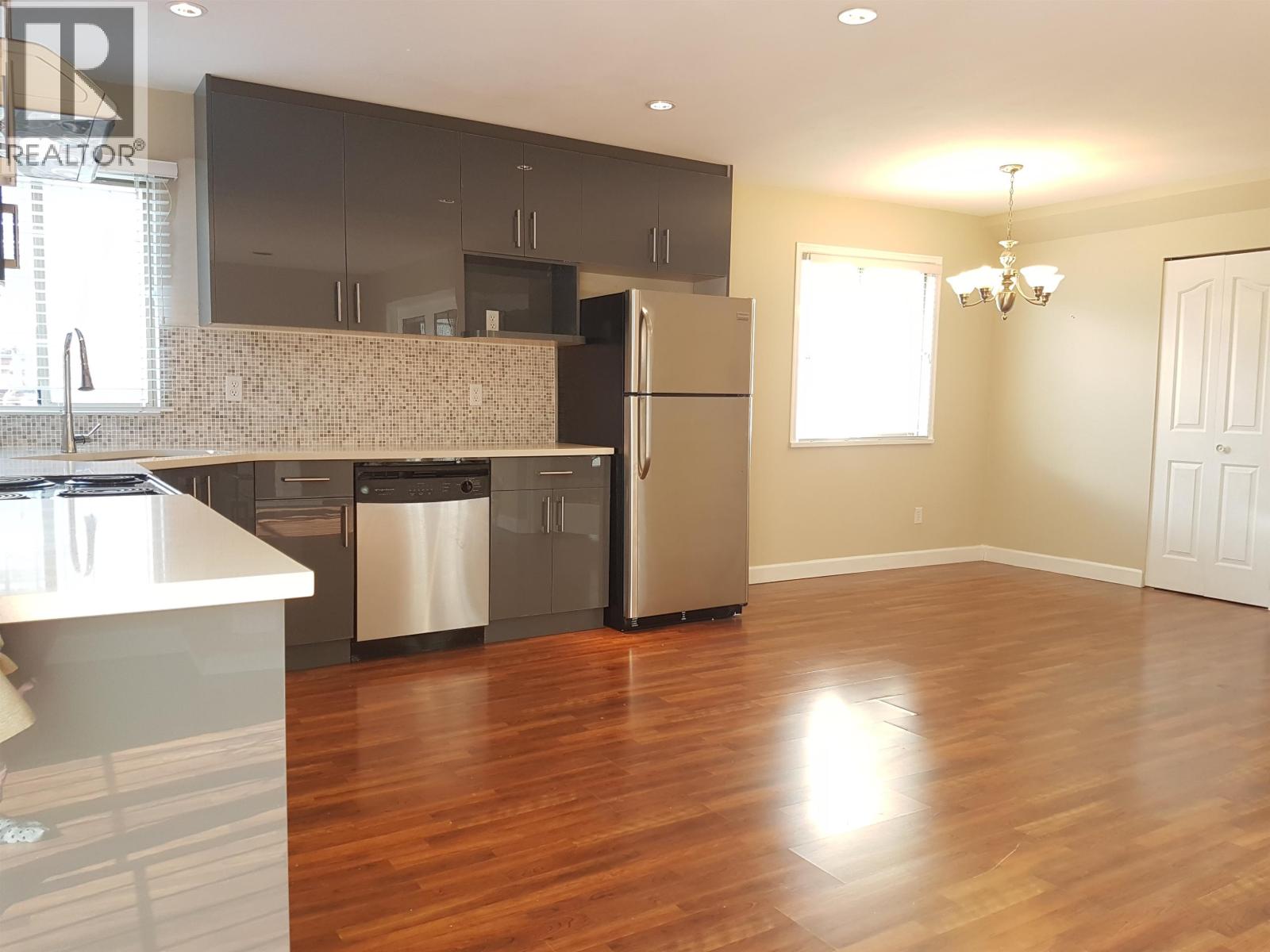 10180 RIVER DRIVE, Richmond