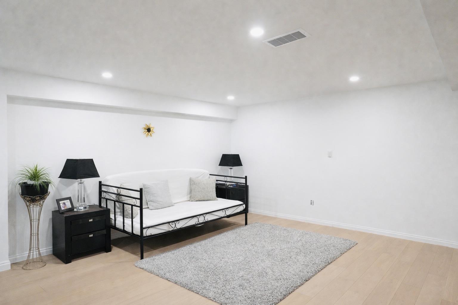 43 5811 122 STREET, Surrey