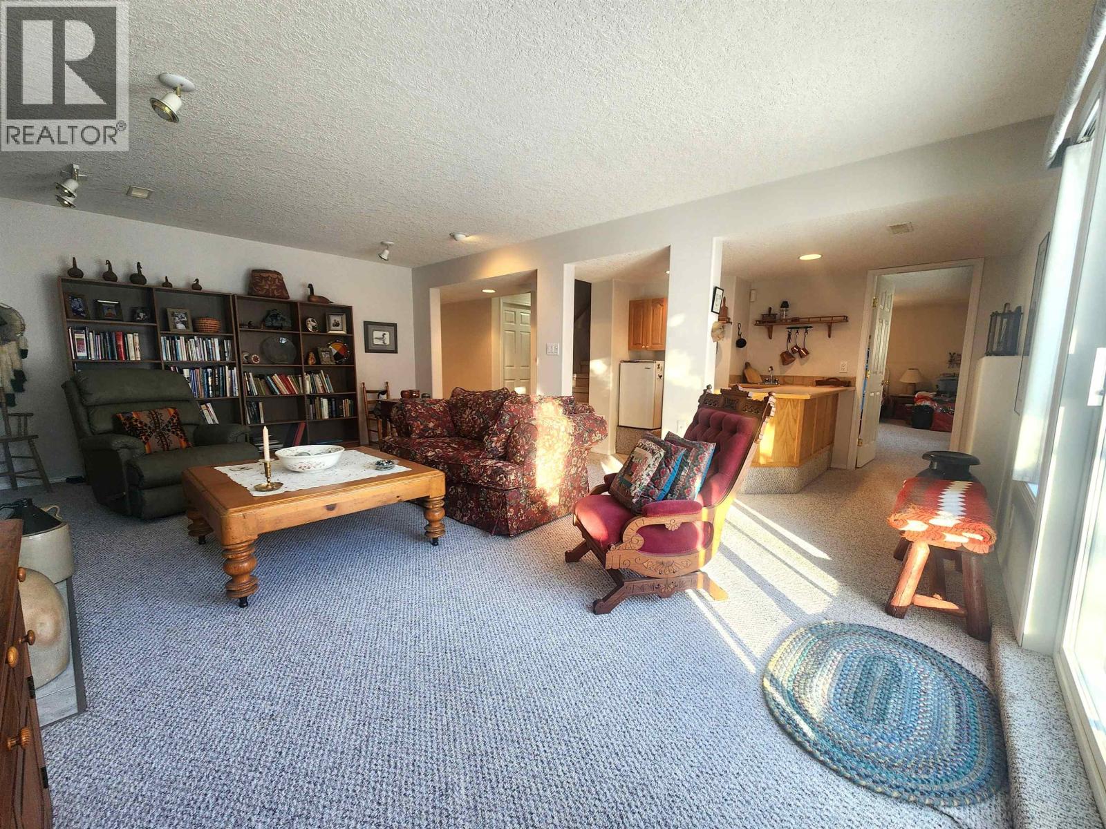 3103 ROSEMONT DRIVE - 25