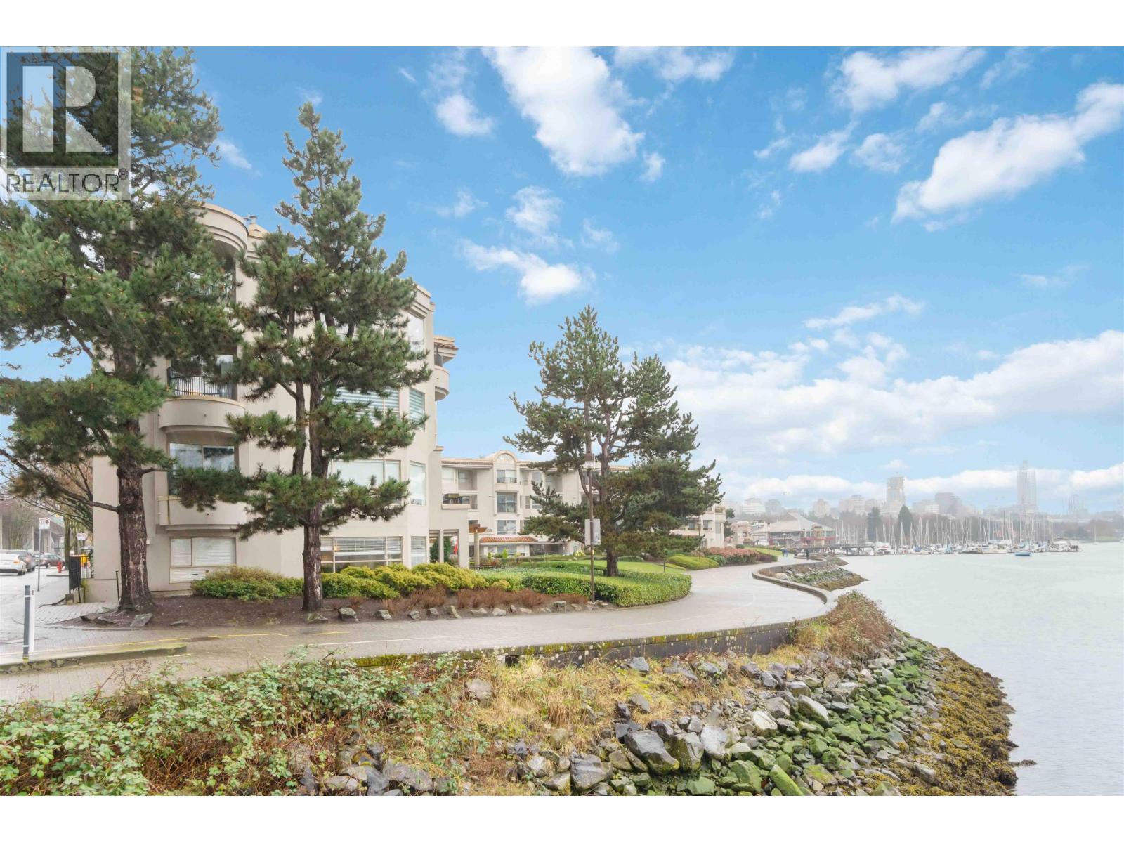 311 1859 SPYGLASS PLACE, Vancouver