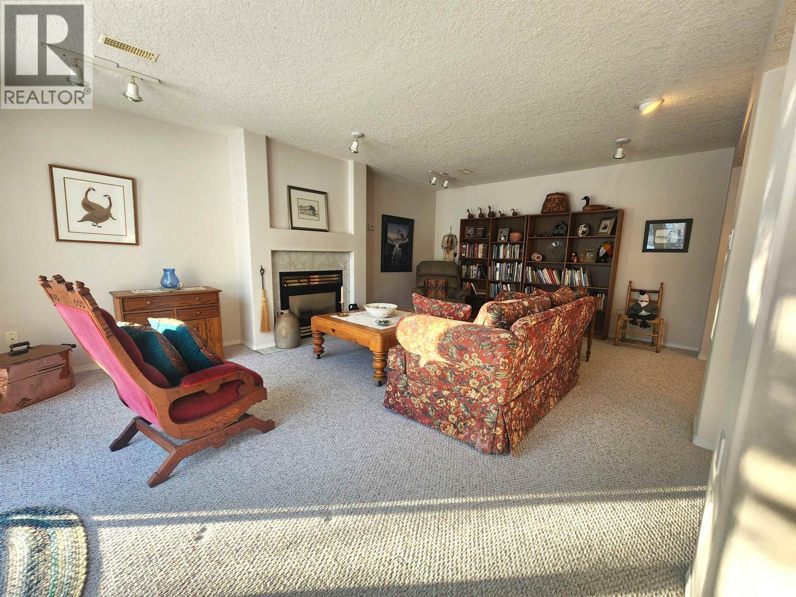 3103 ROSEMONT DRIVE - 26