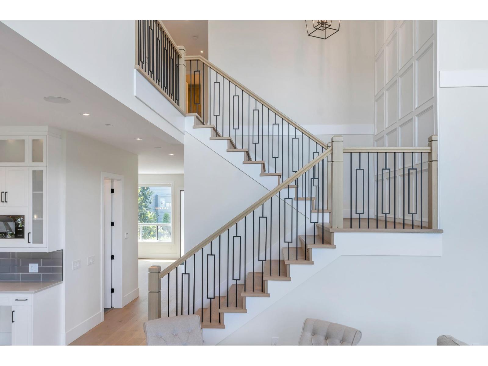 House in Chilliwack - Image 17