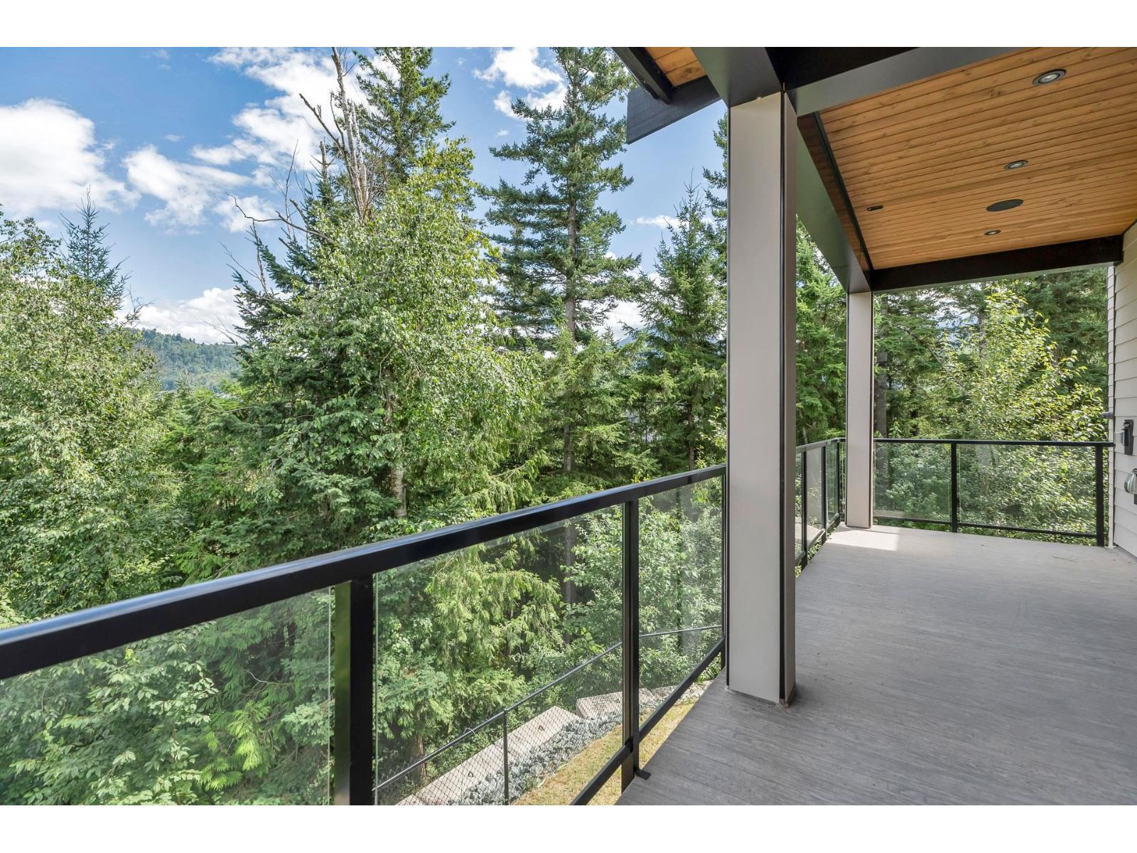 House in Chilliwack - Image 22