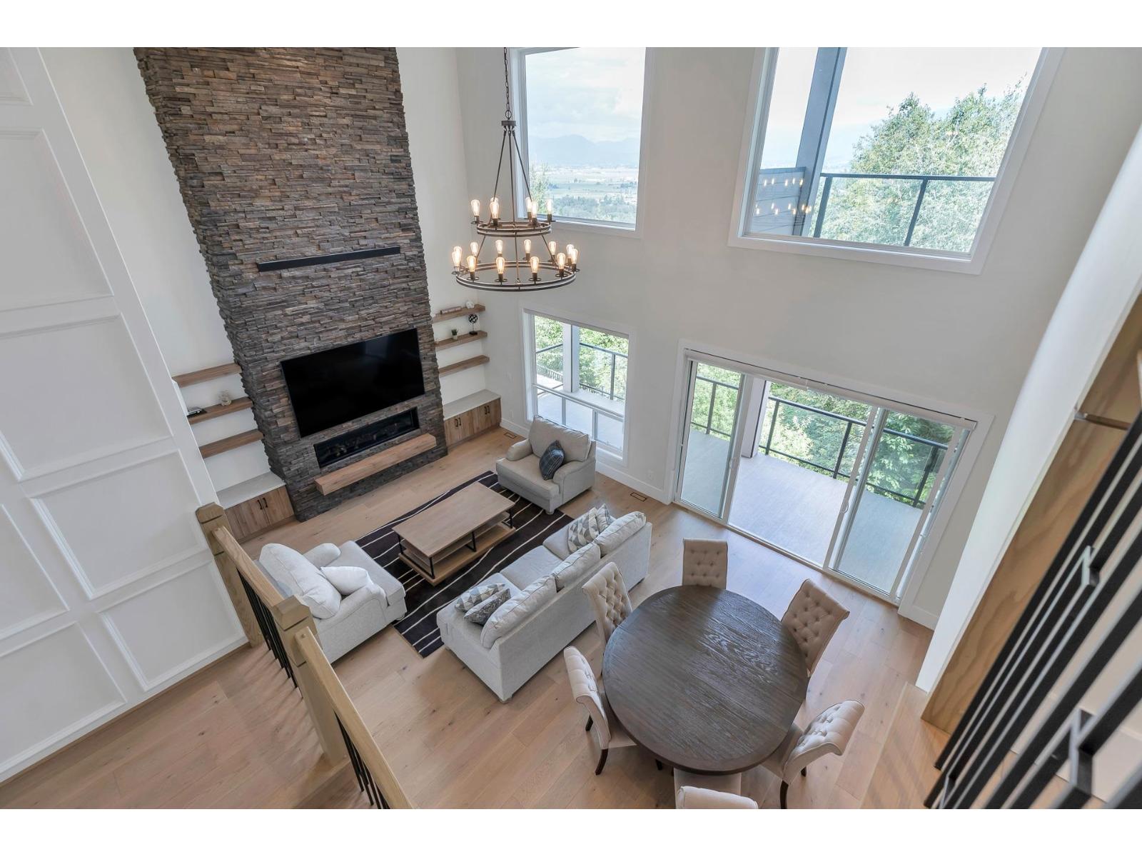 House in Chilliwack - Image 23
