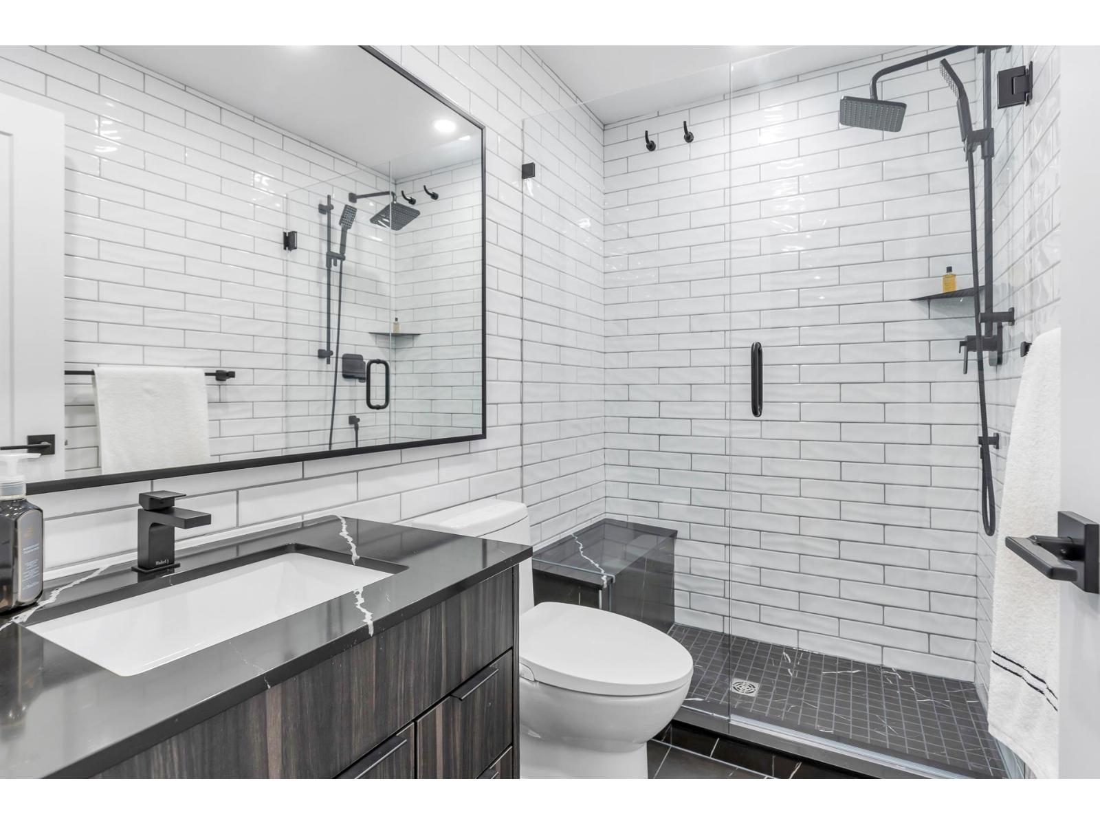 House in Chilliwack - Image 36