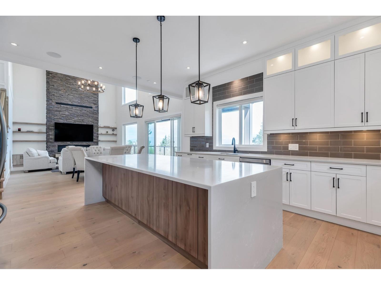 House in Chilliwack - Image 10