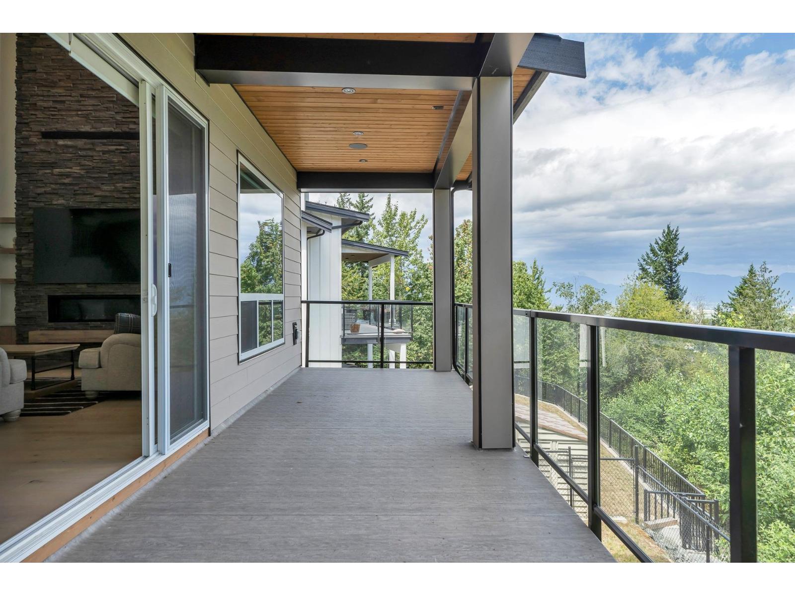 House in Chilliwack - Image 20