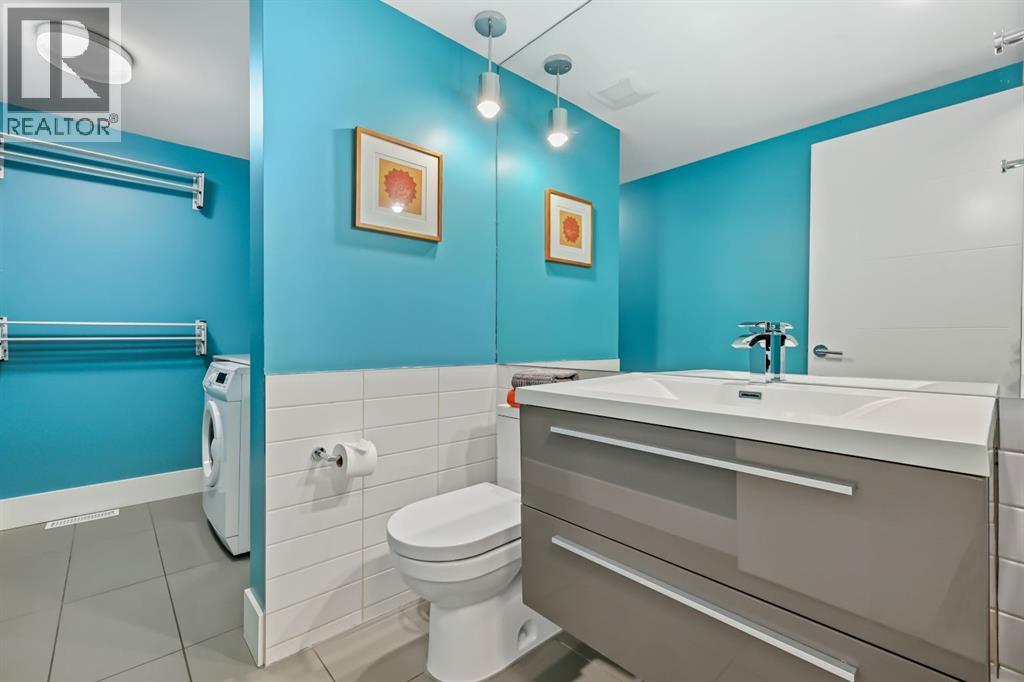 Single Family House 5 Level for Sale in    Avenue SW Lakeview Calgary 