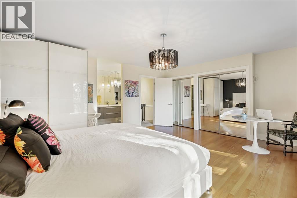 Single Family House 5 Level for Sale in    Avenue SW Lakeview Calgary 