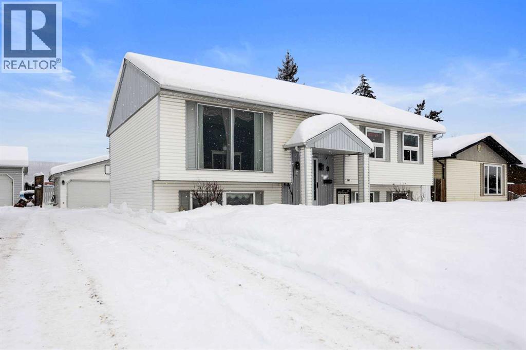 9 Bennett Crescent, Fort McMurray