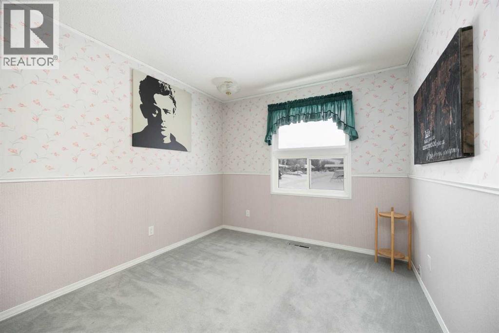 9 Bennett Crescent, Fort McMurray