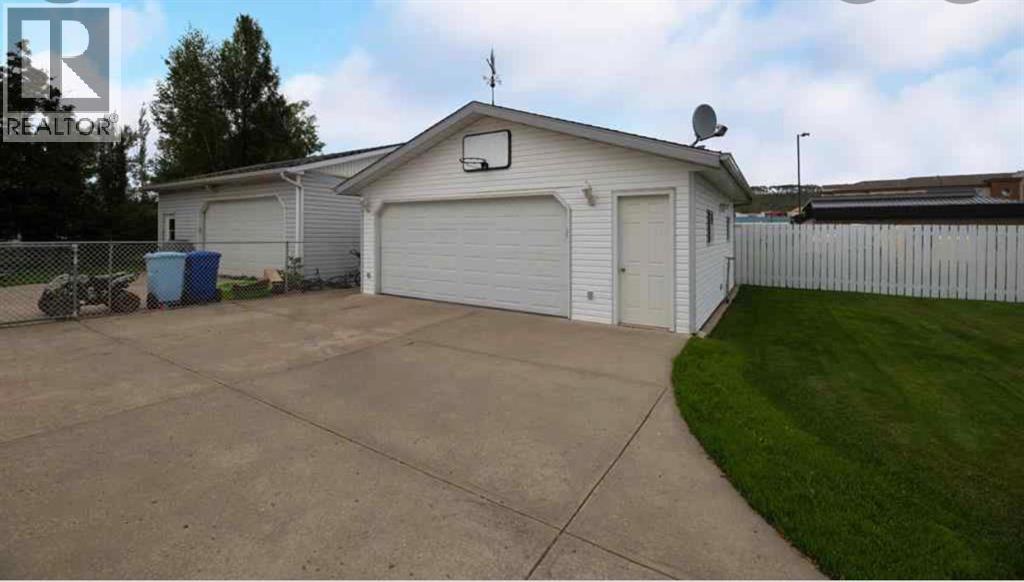 9 Bennett Crescent, Fort McMurray