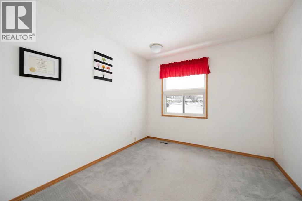 9 Bennett Crescent, Fort McMurray