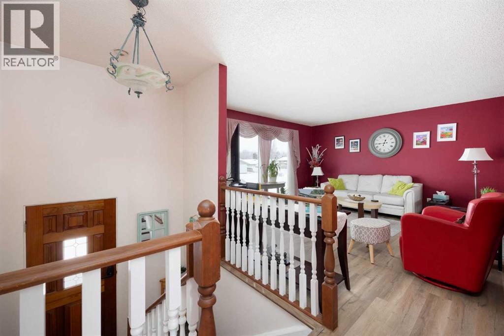 9 Bennett Crescent, Fort McMurray