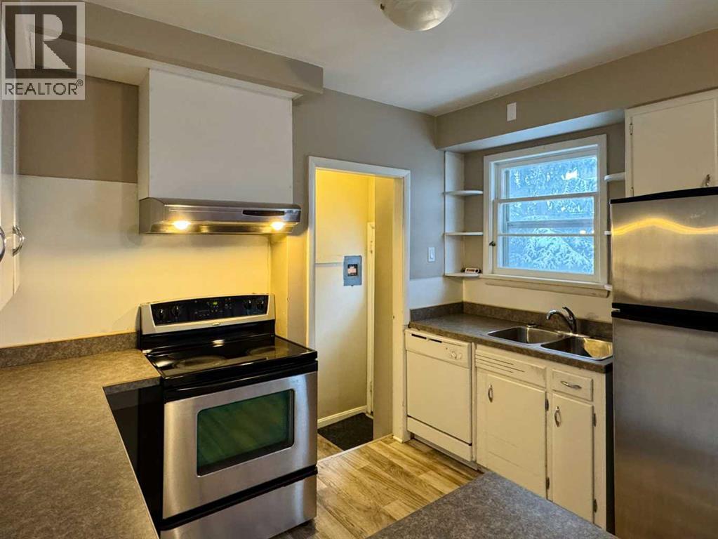 Single Family House Bungalow for Sale in   Street S Glendale Lethbridge 