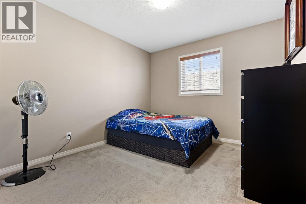 Single Family House for Sale in  Everglen Crescent SW Evergreen Calgary 