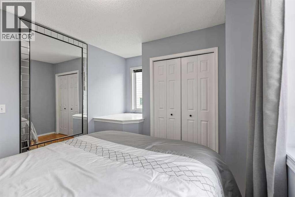 Single Family House for Sale in  Bridlecreek Terrace SW Bridlewood Calgary 