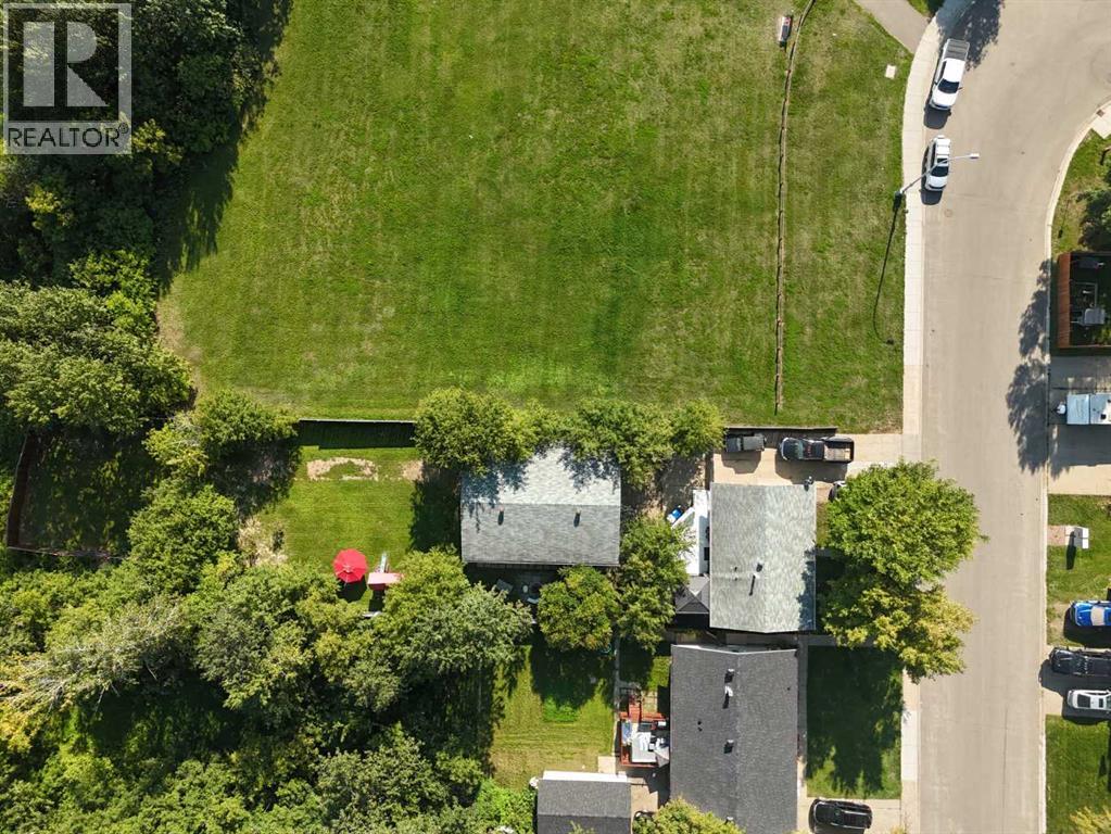 53 Fitzsimmons Avenue, Fort McMurray