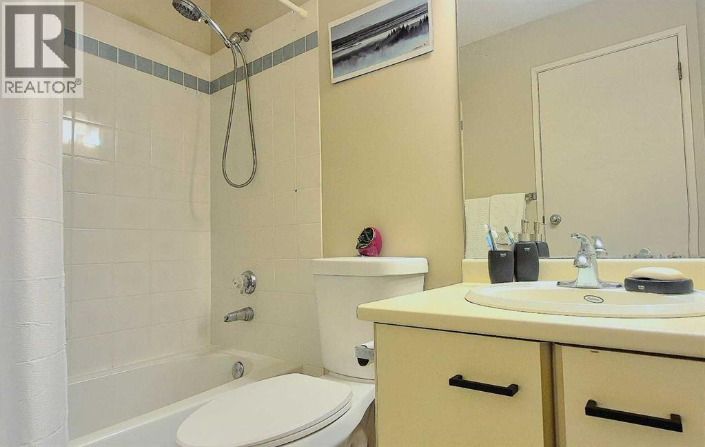 Single Family House for Sale in   EDENWOLD Heights NW Edgemont Calgary 