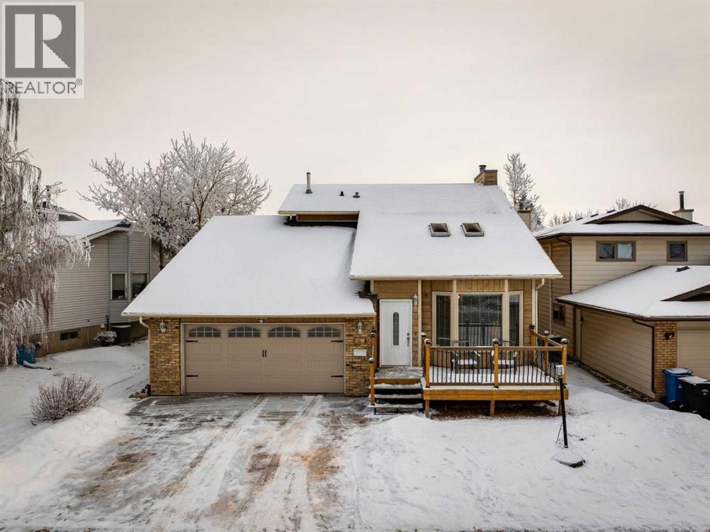 Single Family House for Sale in  Bedwood Rise NE Beddington Heights Calgary 