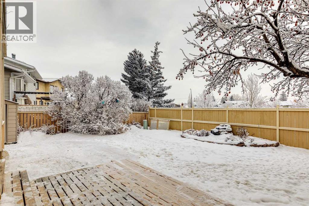 Single Family House for Sale in  Bedwood Rise NE Beddington Heights Calgary 