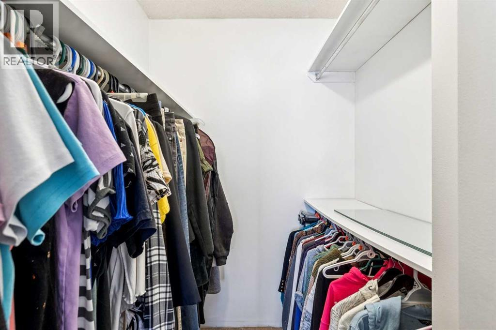 Single Family House for Sale in  Bedwood Rise NE Beddington Heights Calgary 