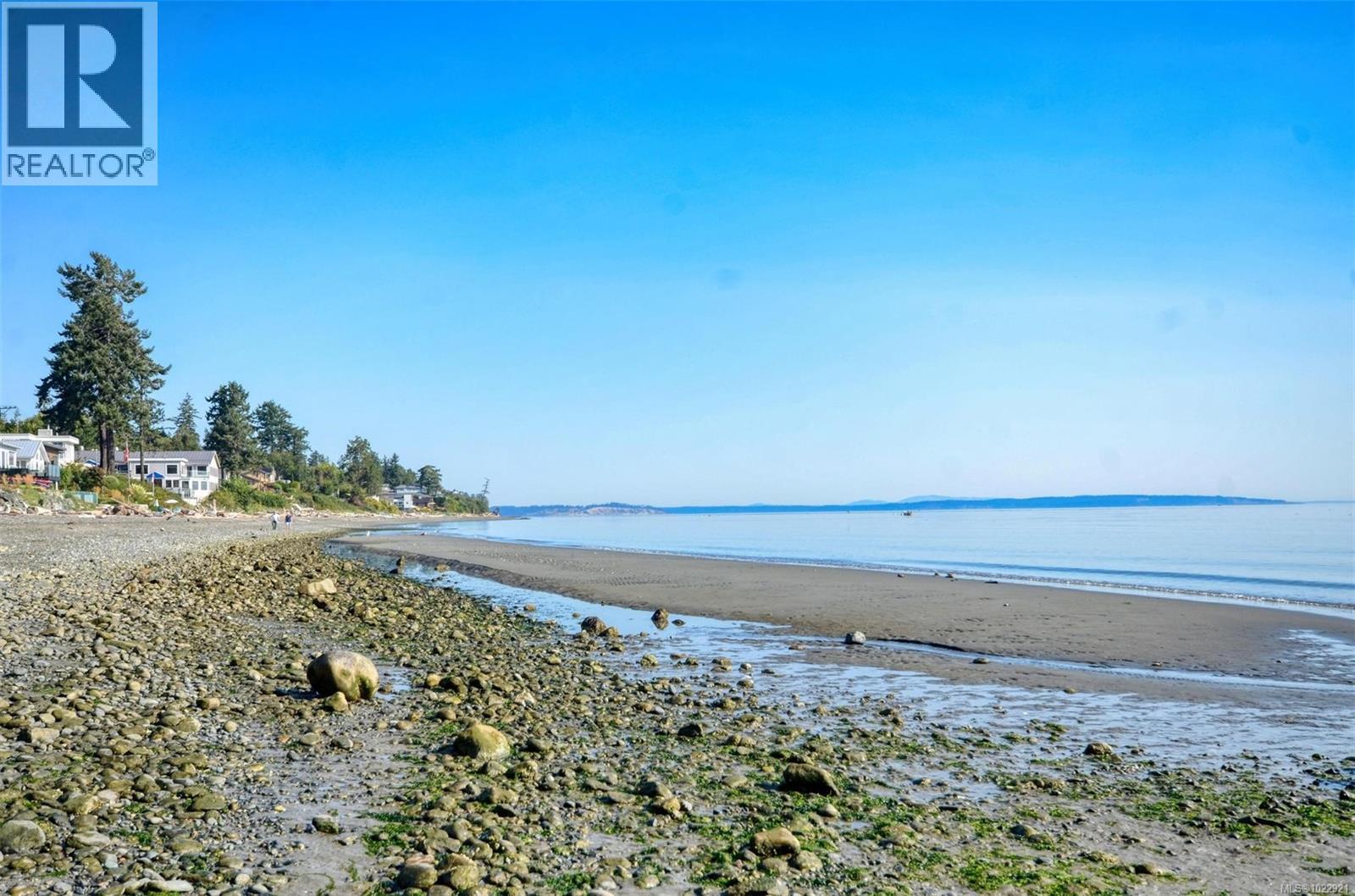 7 5156 Cordova Bay Road, Saanich