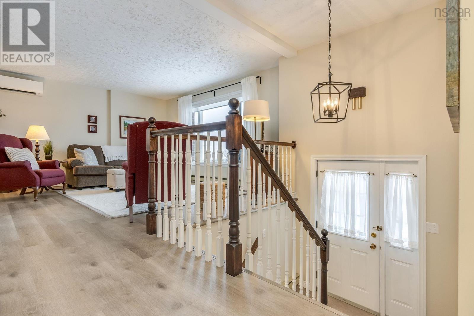 Property 16 of 50 of 89 Apple Tree Lane