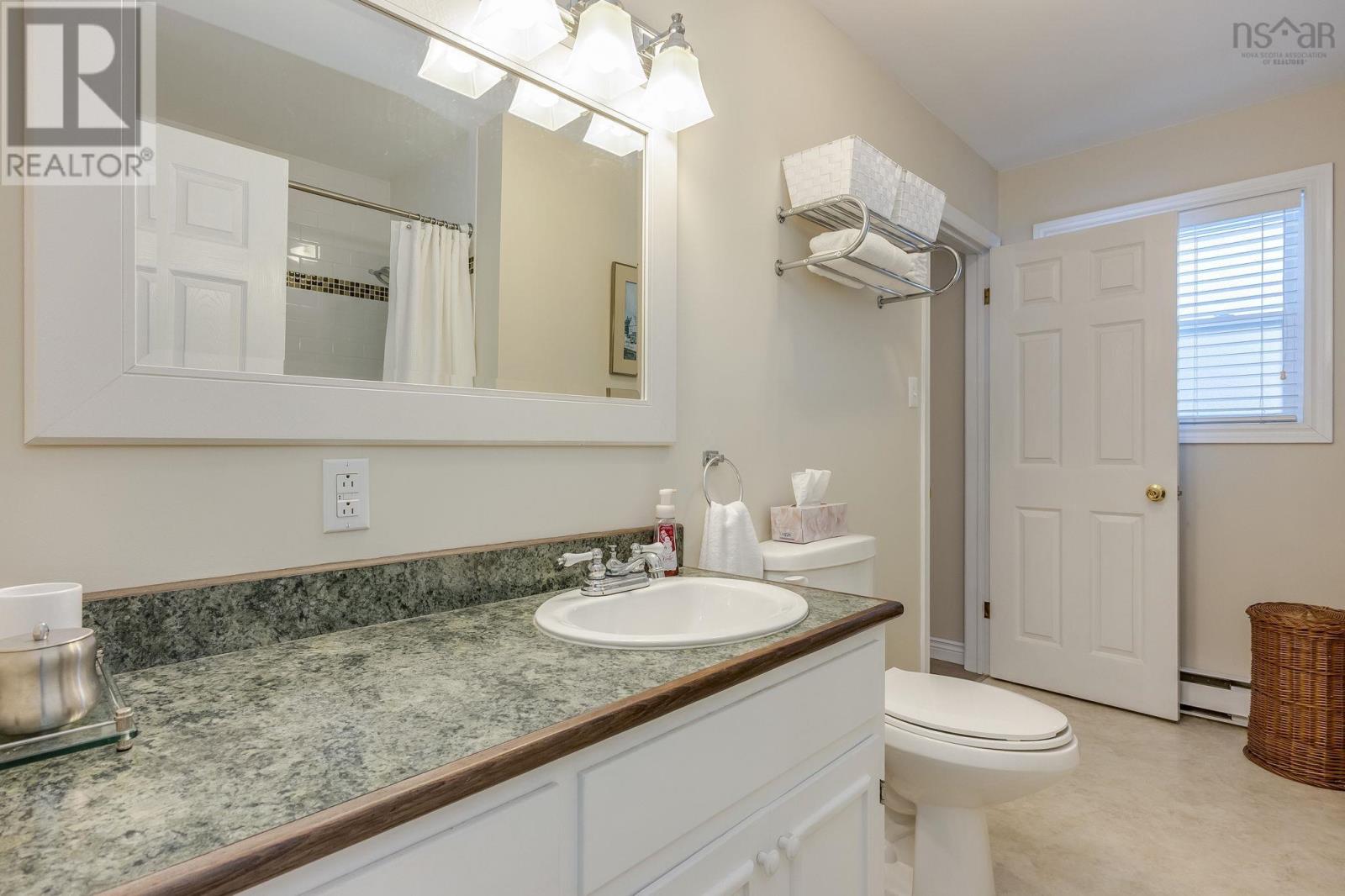 Property 22 of 50 of 89 Apple Tree Lane